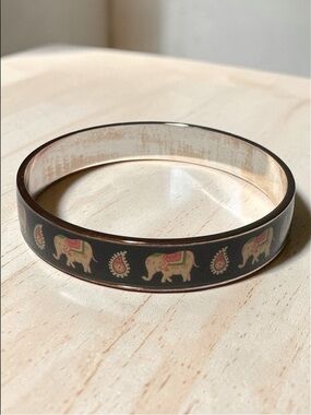 Vera Bradley Pink and Black Elephant Bracelet with Accessory Bag Matching Bangle